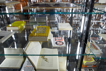 Marbach - Objekte im Raum Nexus des Literaturmuseum der Moderne