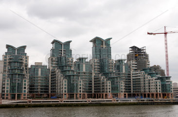 London - Neubau von Appartmenthaeusern an der Themse