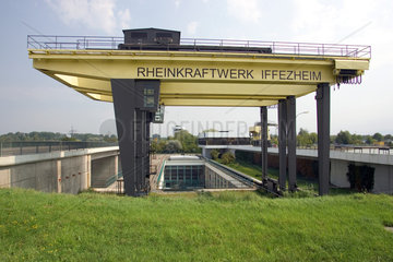 Iffezheim  Ansicht des Rheinkraftwerk Iffezheim