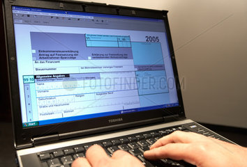 Elektronische Steuererklaerung am PC mit der Software Elster