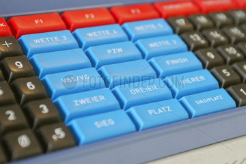 Symbolfoto  Tastatur einer Wettkasse