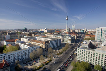 Berlin  Panorama von Mitte mit Fernsehturm