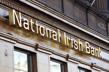 Dublin  Schriftzug der National Irish Bank