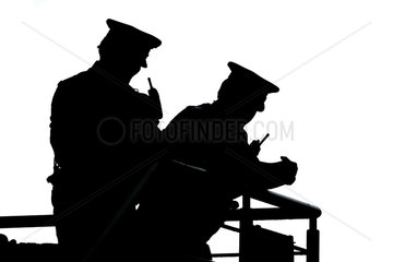 York  Silhouette von Sicherheitsbeamten