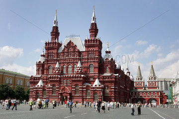 Moskau  das historische Museum auf dem roten Platz in Moskau