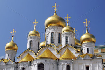 Moskau  die Kuppeln der Verkuendungs-Kathedrale