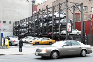 New York  Parkplatzanlage in Manhatten