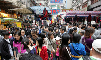 Hong Kong  Menschen auf dem Mong Kok Ladies Market