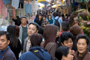 Hong Kong  Menschen auf einem Markt