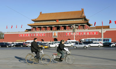 Peking  das Tor des Himmlischen Friedens