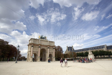 Paris  der Arc de Triomphe du Carrousel am Louvre