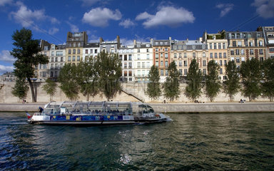 Paris  Blick auf die Seine