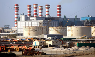 Dubai  die DEWA Power Station  Stromerzeugung und Meerwasserentsalzung
