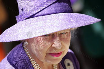 Epsom  Ihre Koenigliche Hoheit Queen Elisabeth II im Portrait