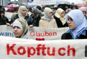 Kopftuchdemonstration in Berlin.