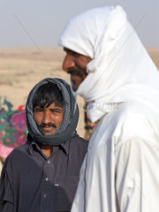 Dubai  arabische Maenner im Portrait