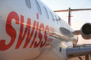 Logo der Fluggesellschaft Swiss an einer Maschine