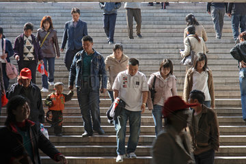 Peking  Reisegruppe am Tiananmen-Platz