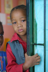 Aidswaise in einem Kindergarten in Namibia