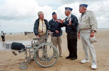 Veteranen am 50. Jahrestag der Landung der Alliierten