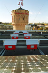 Berlin - Eine Photovoltaic Anlage auf einem Dach