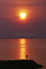 Lohme  Blick auf die Ostsee bei Sonnenuntergang