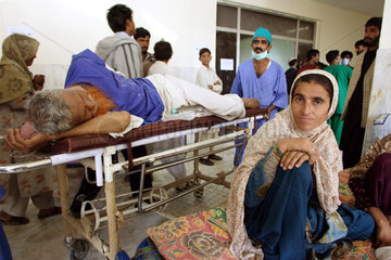 Erdbebenopfer im Hospital Muzaffarabad