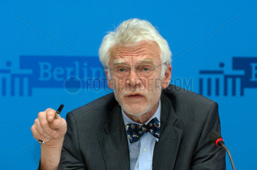 Prof. Dr. E. Juergen Zoellner  Berlin