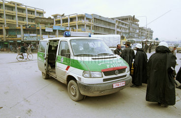 Bewaffnete Strassenpolizei im Centrum von Kabul.
