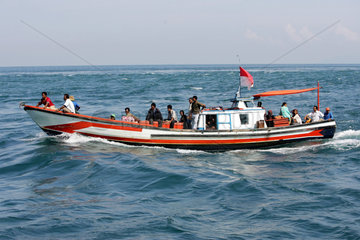 Schiffsverkehr vor der Kueste von Banda Aceh
