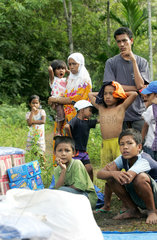 Hilfsgueterverteilung bei Banda Aceh