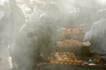 Fruechtemarkt im Zentrum von Kabul