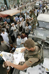 ISAF Soldaten der Operativen Information Einheit