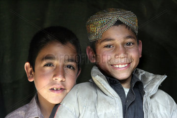 Kinder im Erdbebengebiet Pakistan