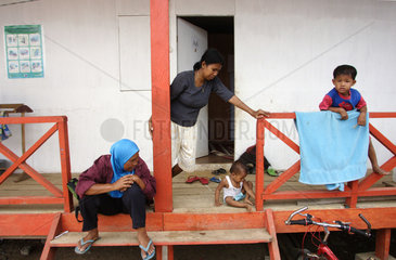 Notunterkunft fuer Fluechtlinge des Tsunami Lhoknga