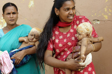 Hinduistisches Ritual bei Kleinkindern
