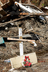 Holzkreuz  Hurrikan Katrina
