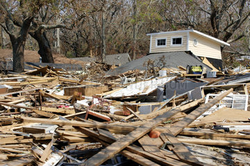 Von Hurrikan Katrina zerstoerte Haeuser