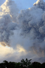 Aktiver Vulkan Gunung Merapi auf Java