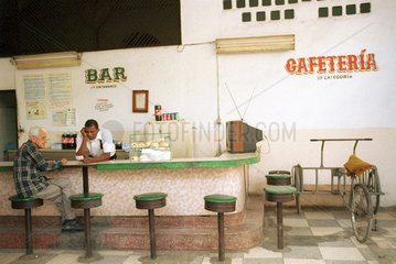 Kuba  Cafeteria in la Habana