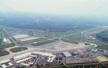 Luftaufnahme vom Flughafen Hamburg