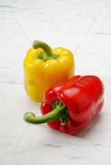 gelbe und rote Paprika