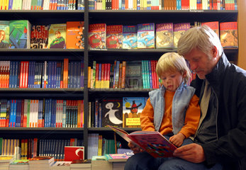 Vater - Sohn - Vorlesen - Buchhandlung in Essen