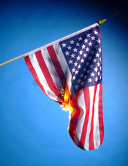 Hamburg  brennende US-Fahne