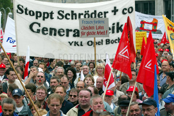 DGB-Kundgebung in Bochum  Reformen ja. Sozialabbau nein danke