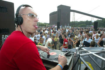 DJ Hooligan auf der 1. Ruhr-in-Love  Technoparty in Gelsenkirchen