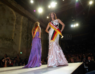 Wahl der Miss Deutschland 2004 in Duisburg