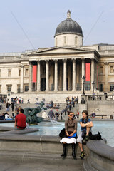 London  Trafalgar Square mit der National Gallery