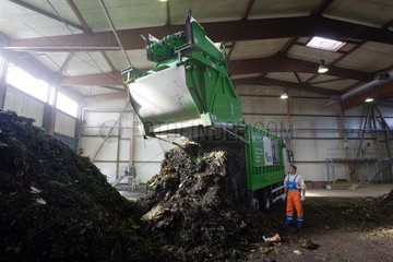 Kompostwerk  Anlieferung von Bioabfall