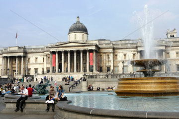 London  Trafalgar Square mit der National Gallery